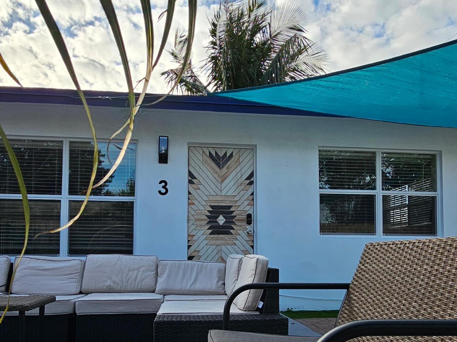 Equipped House W Pool & Patios, Near The Beaches, Prime Location- Ideal For Small Families, Coastal Haven Fort Lauderdale Bagian luar foto