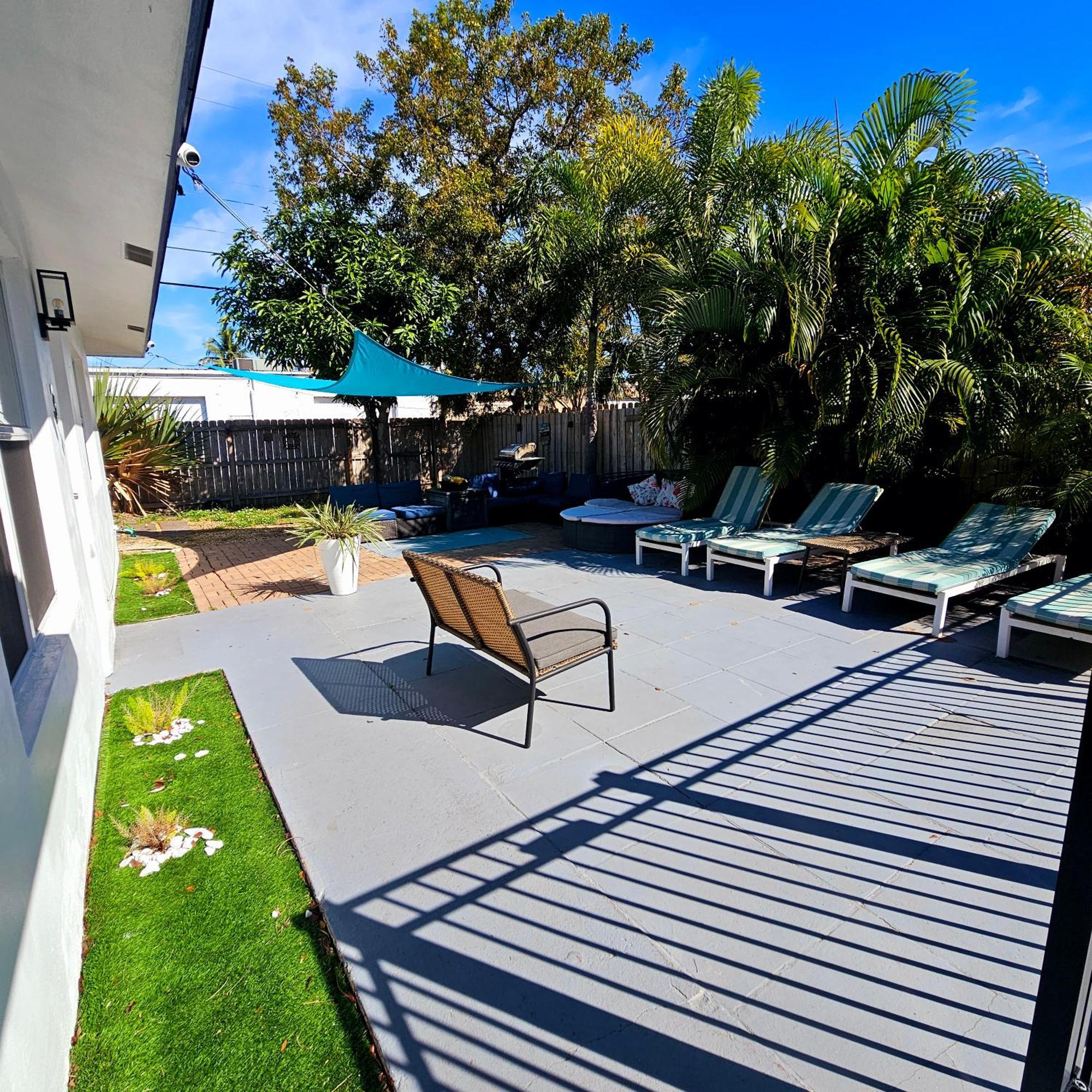 Equipped House W Pool & Patios, Near The Beaches, Prime Location- Ideal For Small Families, Coastal Haven Fort Lauderdale Bagian luar foto