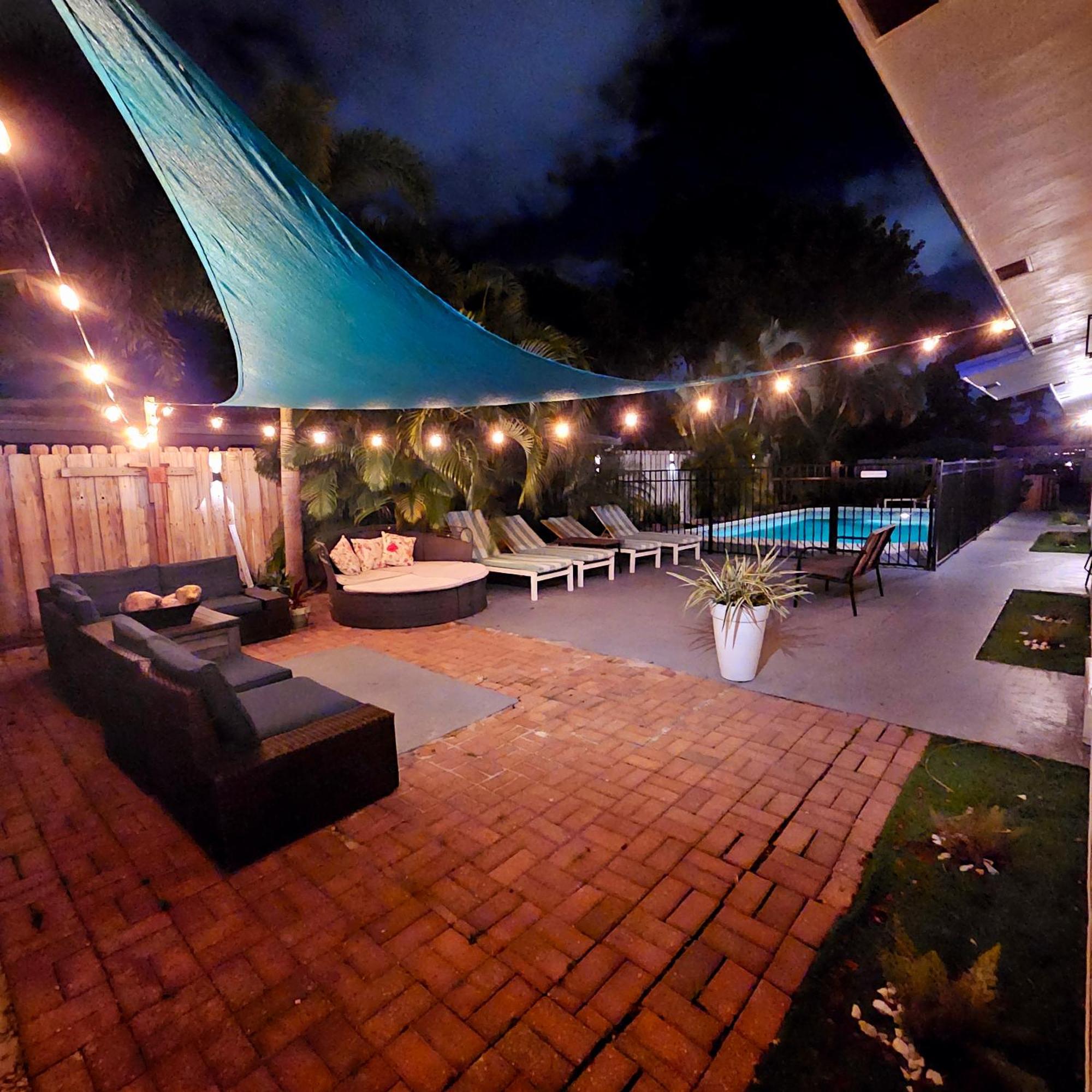 Equipped House W Pool & Patios, Near The Beaches, Prime Location- Ideal For Small Families, Coastal Haven Fort Lauderdale Bagian luar foto