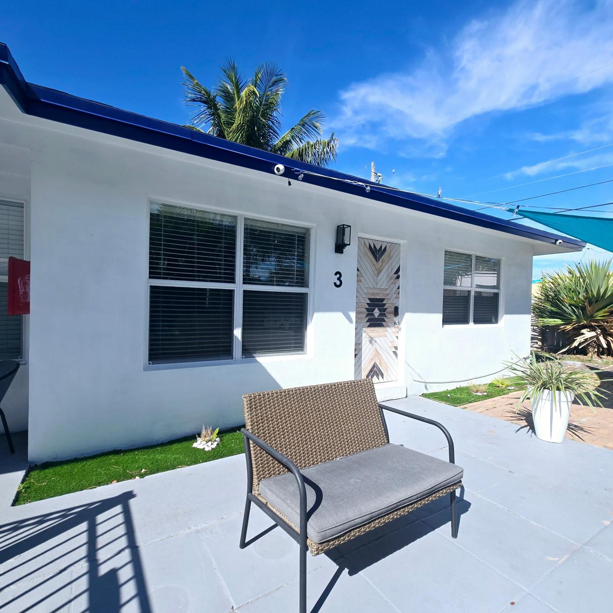 Equipped House W Pool & Patios, Near The Beaches, Prime Location- Ideal For Small Families, Coastal Haven Fort Lauderdale Bagian luar foto